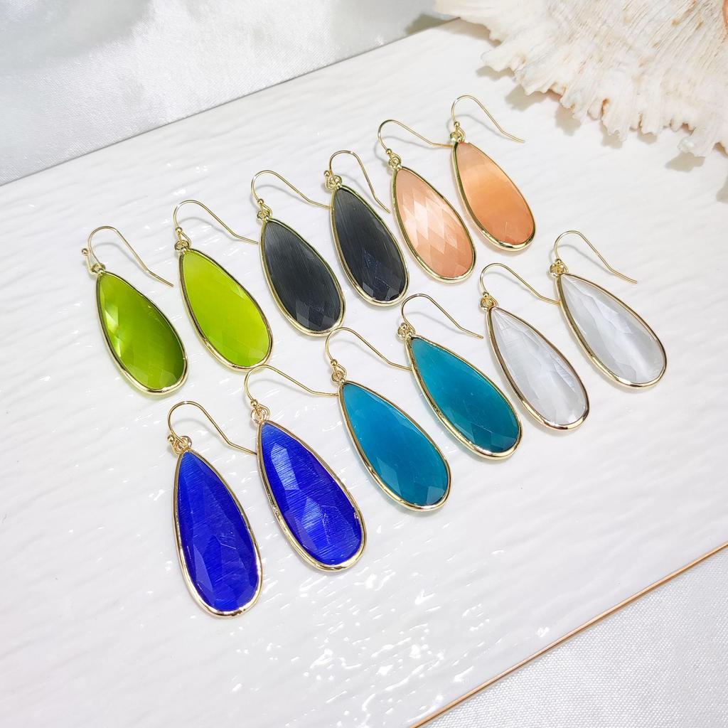 Green Cat's Eye Faceted Teardrop Pendant with Natural Stone and Crystal Earrings