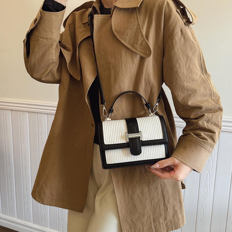 Fashion contrasting color commuter portable small square bag new simple shoulder bag capacity temperament versatile messenger bag