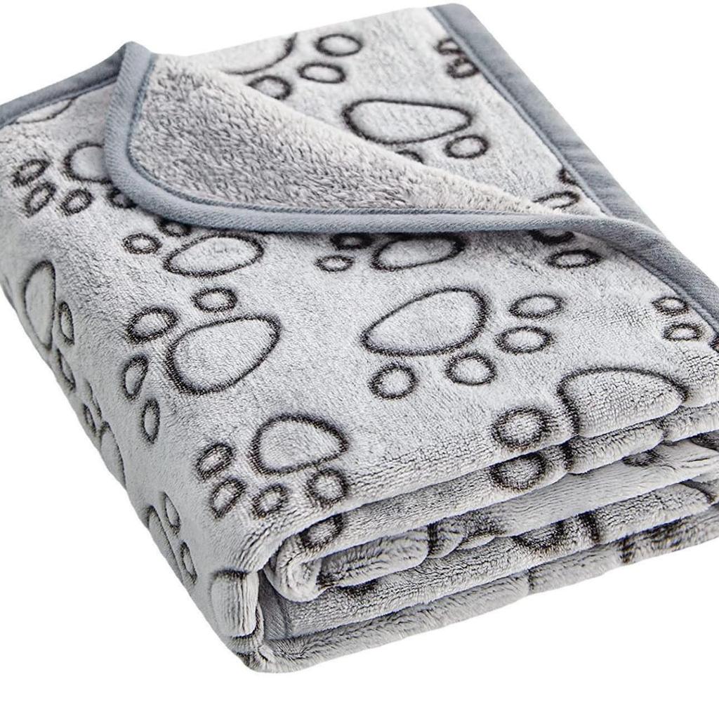 Pet Blanket: Thickened Four-Season Warm Mat for Dogs and Cats