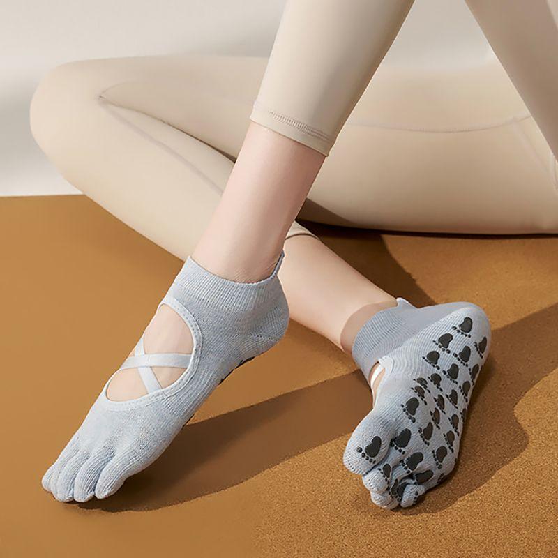 

Short Tube Yoga Non-Slip Socks Women Spring and Summer Thin Pure Cotton Breathable Five-Finger Strap Fitness Exercise Pilates Toe Socks [1 Double Pack] Light Blue