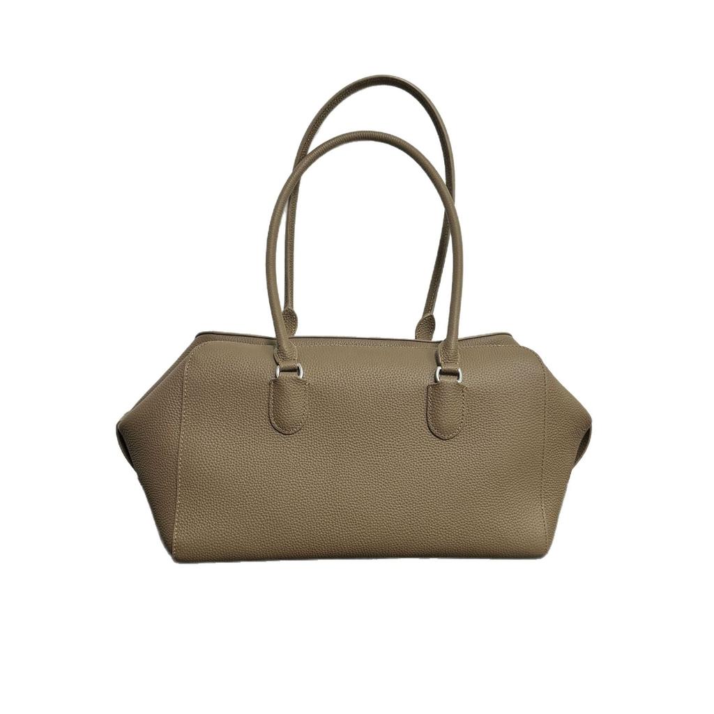 Minimalist style first-layer cowhide tote bag, high-end niche design, bowling bag, large-capacity commuting, single shoulder, armpit.