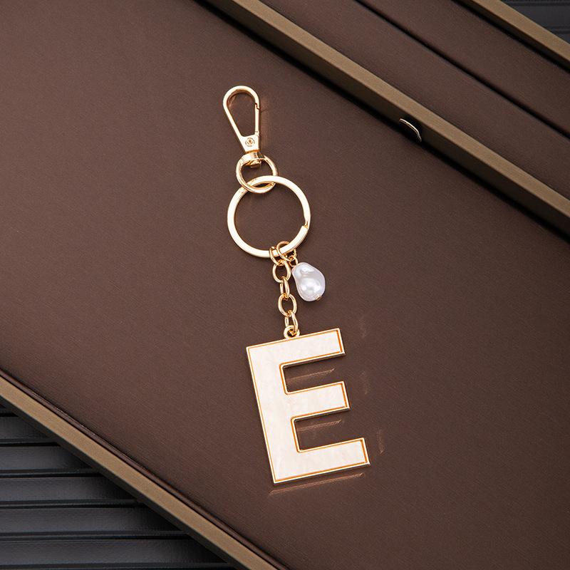 Chaveiro Pingente Nome Letras Criativas 26 Letras Pérola Imitação Concha Pingente de Bolsa Popular Acessórios
