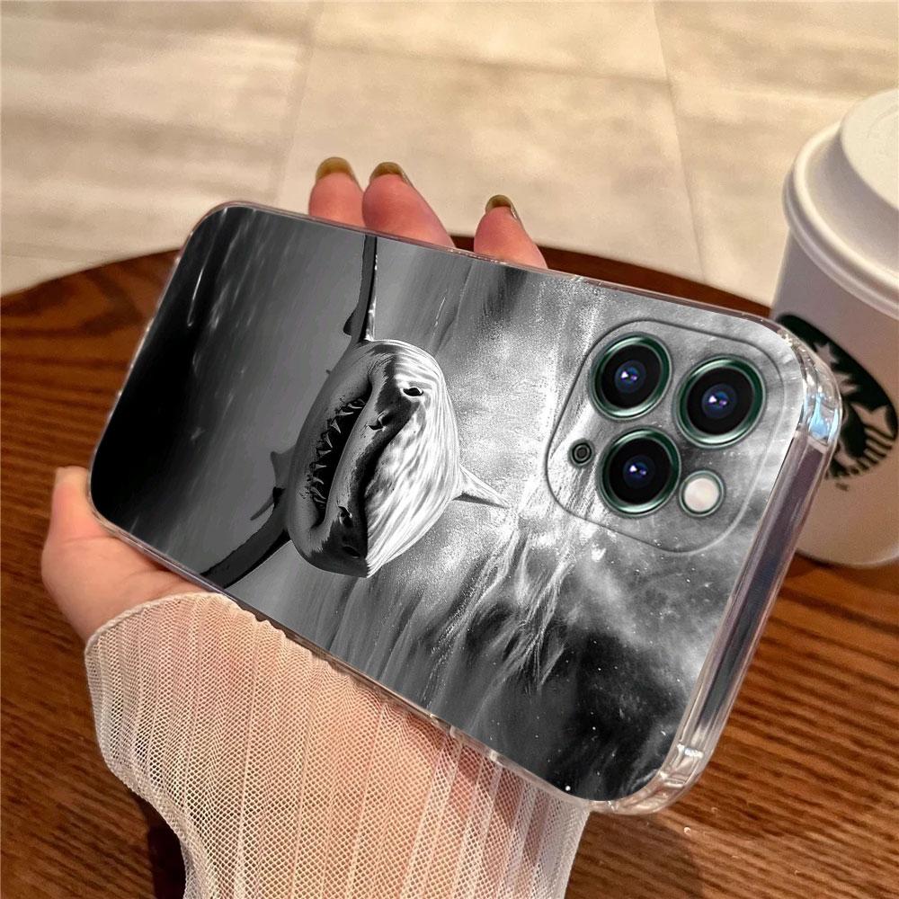 Ocean Whale Shark Swimming Case For Apple iPhone 17 16 15 14 13 12 11 Pro Max 16 Plus 16E 17Air 17Pro Phone Cover Silicone Funda