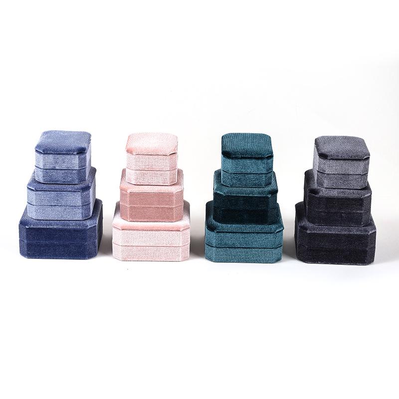 Elegante achteckige Schmuckschatulle aus Samt für Ringe, Armbänder, Halsketten und Anhänger