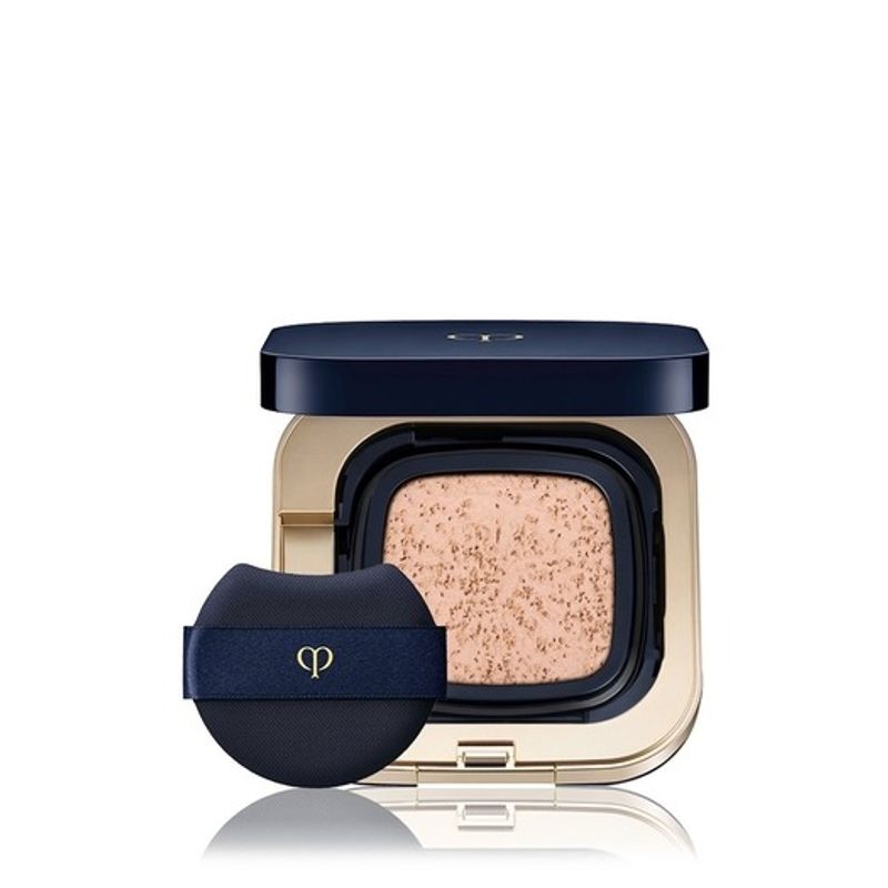 

Cle de Peau Beaute Radiant Cushion Foundation Dewy O10