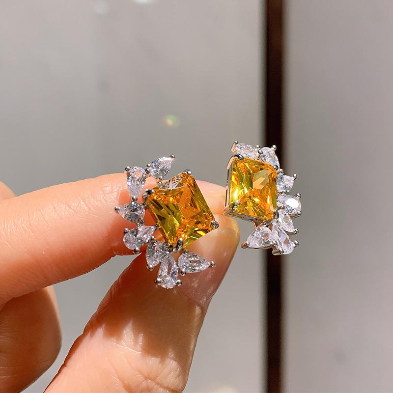 

Серьги-гвоздики из рубинового корунда, серьги-гвоздики цвета «красная кровь голубя», ювелирные изделия из иглы Tremella S925