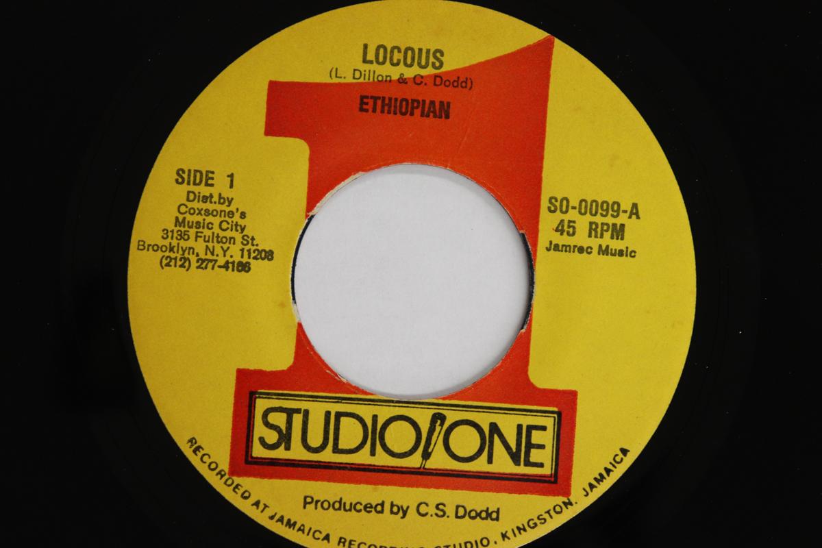 

7-дюймовая пластинка ETHIOPIANS - Locous SO0099 STUDIO ONE США Регги, Ска и Даб Б/У