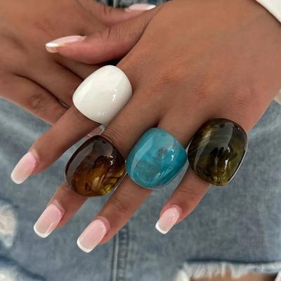 Lacteo Fashion Unregelmäßiger Acrylharz Wassertropfen Dicker Fingerring für Frauen Boho Smudging Ovaler Knöchelringe Y2K Schmuck Geschenk