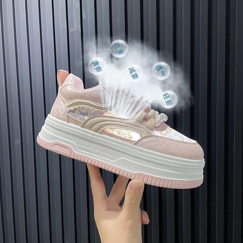 

Hollow mesh thick-soled little white shoes women s 2024 summer new breathable lace versatile casual soft baseplate shoes tide 40 розовый