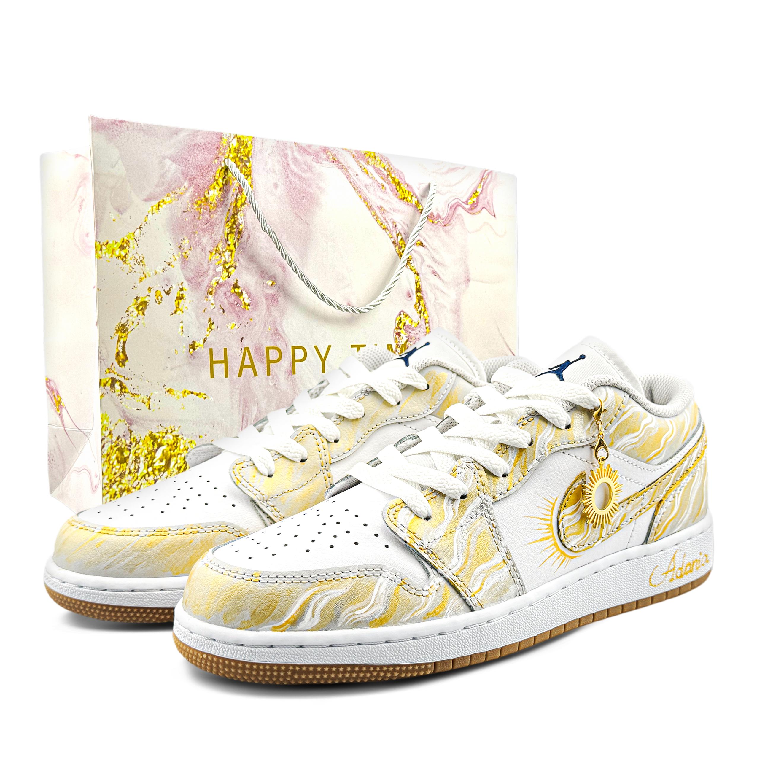 

Jordan Air Jordan 1 Abrasion Resistant Low top Vintage Basketball Shoes Unisex Gold 553558-146(Team1053-BOX) 37.5