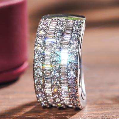 Huitan Opulent Brilliant Rings Exquisite Graceful Wedding with Sparkling Cubic Zirconia Trendy Modern Party Accessories