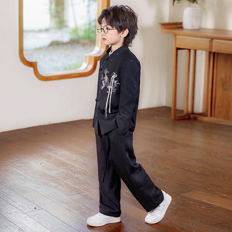 Jungen Tang Anzug Hanfu Set: Retro-Outfit im chinesischen Stil für Aufführungen, Dichterlesungen und besondere Anlässe