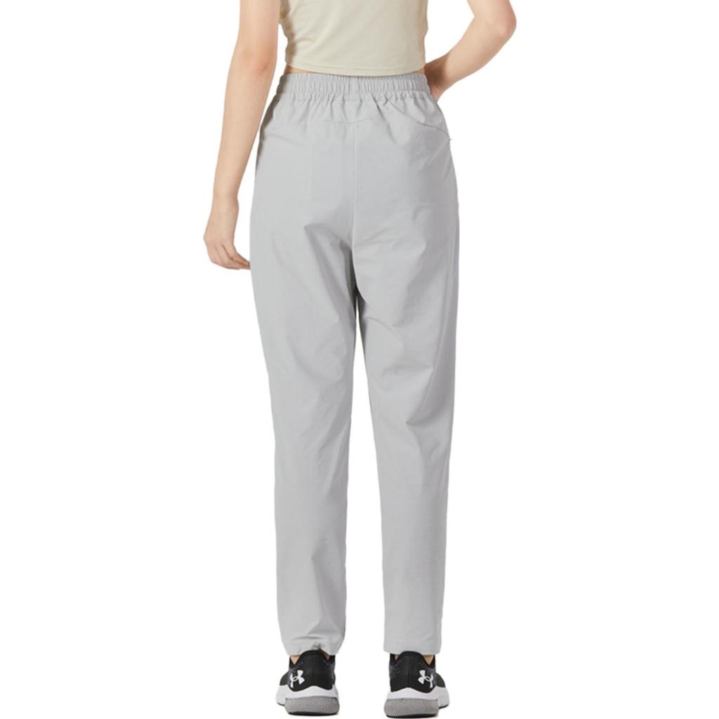 Under Armour Casual Pants Women's Light Gray Moderate Straight Fit Pants 23600702-009