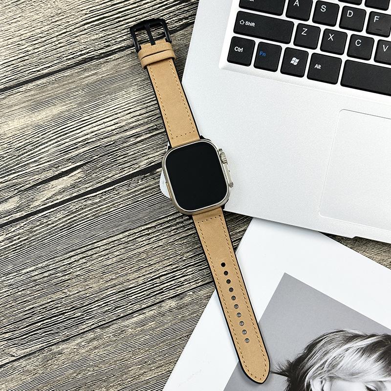 Versatile Leather Strap with Crazy Horse Pattern for Apple and Samsung Smartwatches