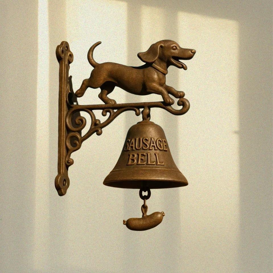Retro Pug Welcome Doorbell Dog-Shaped Front Door Chime Bell Animal-Themed Dinner Bell Entry Wall & Door Decor with Loud Ringing