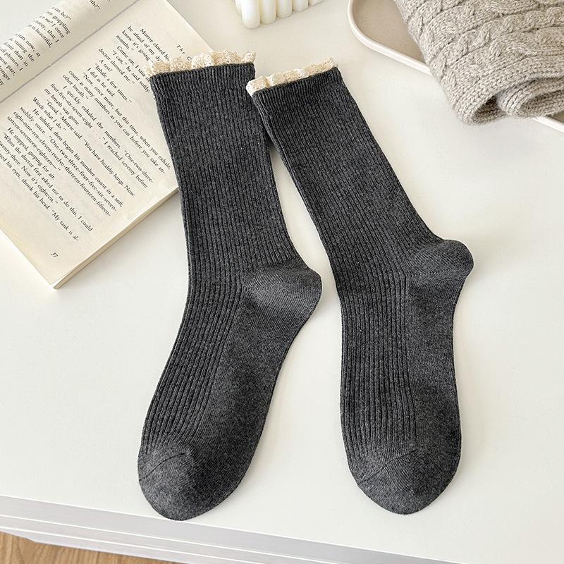 Female Spring and Autumn Solid Color Lace In The Tube Pile Pile Cotton Socks