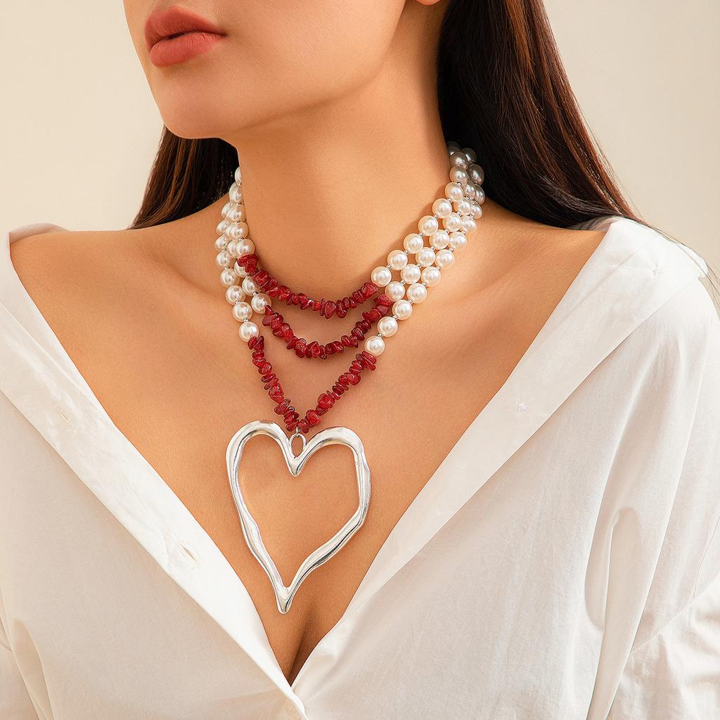 Exaggerated Retro Big Love Turquoise Necklace Female, Personalized Beaded Peach Heart Imitation Pearl Necklace