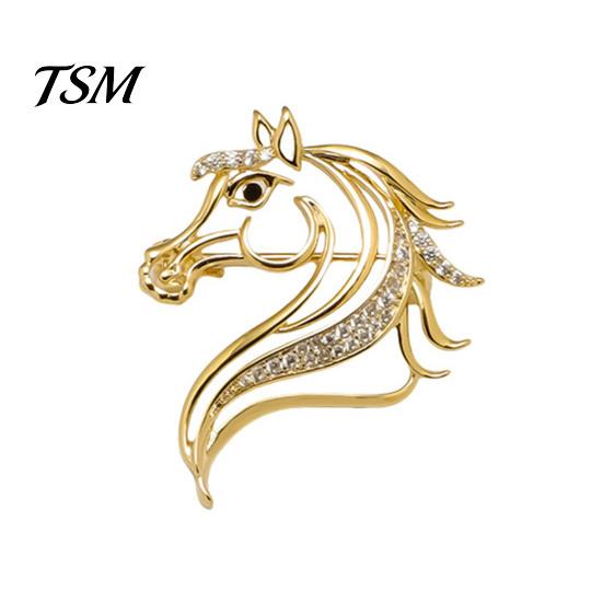 Funky Horse Pin Head Brooch Sparkling Hollow-out Rhinestones Embellished Romantic Horse-themed Accessory Clothing Gift for Lovers Lover Idea