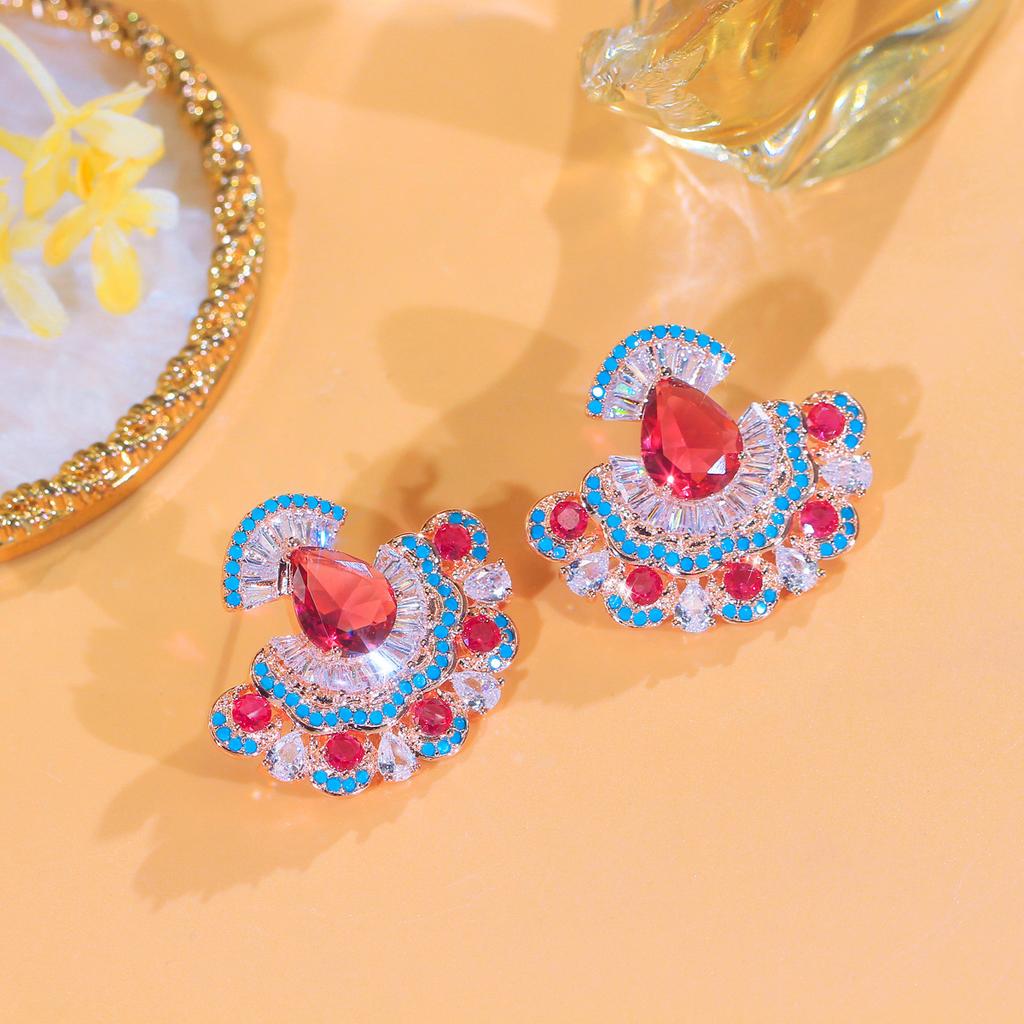 Needle French Light Luxury Fan Zircon Earrings, High-End Light Luxury Dinner Dress, Elegant Ear Jewelry