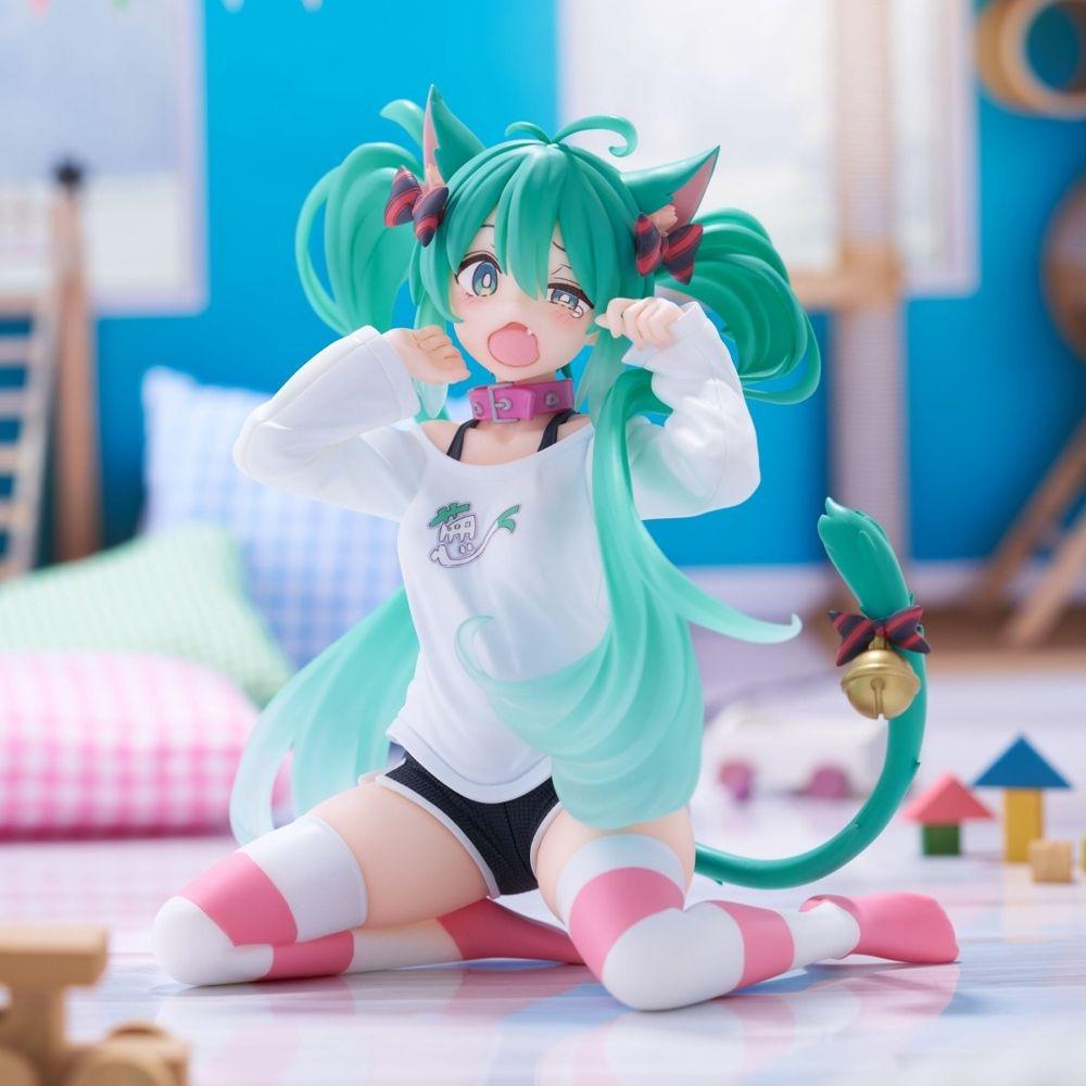 Hatsune Miku Cat Ear Pajama Figure: Anime Beautiful Girl Table Ornament Gift