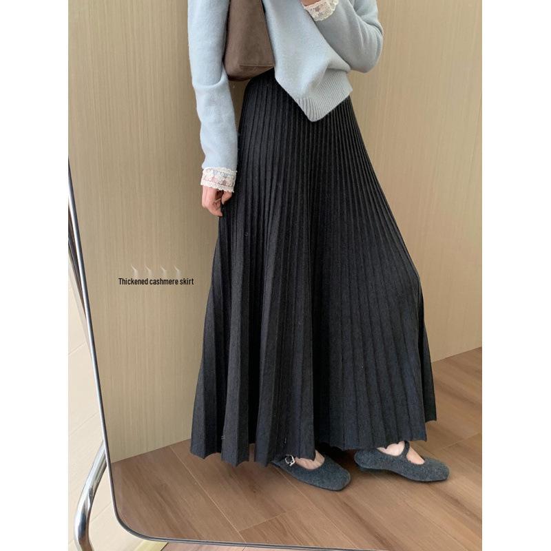 2025 Winter Women's High-Waisted Pleated Knit Midi Skirt - Korean Style, Versatile & Casual