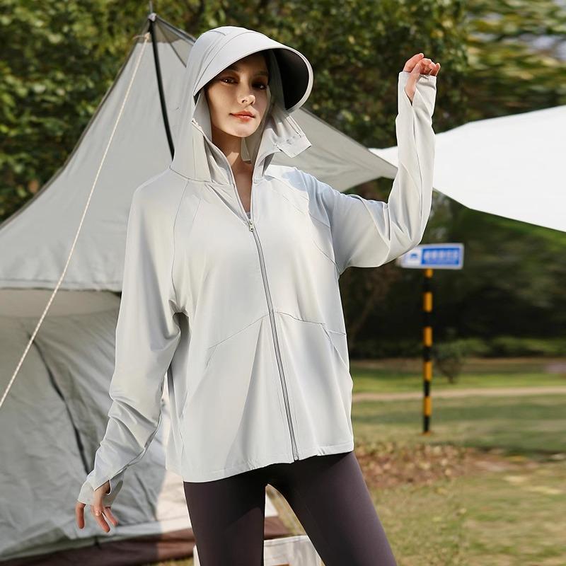 

Ice silk sunscreen clothing for women s summer new loose outdoor UV protection breathable face covering integrated sunscreen clothing jacket M (suitable for 55kg and below) светло-серый