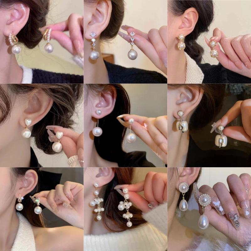 Orecchini alla moda con frange, lussuosi e sofisticati, dal fascino elegante. Lunghi Orecchini di Perle per uno Stile Versatile e Raffinato.