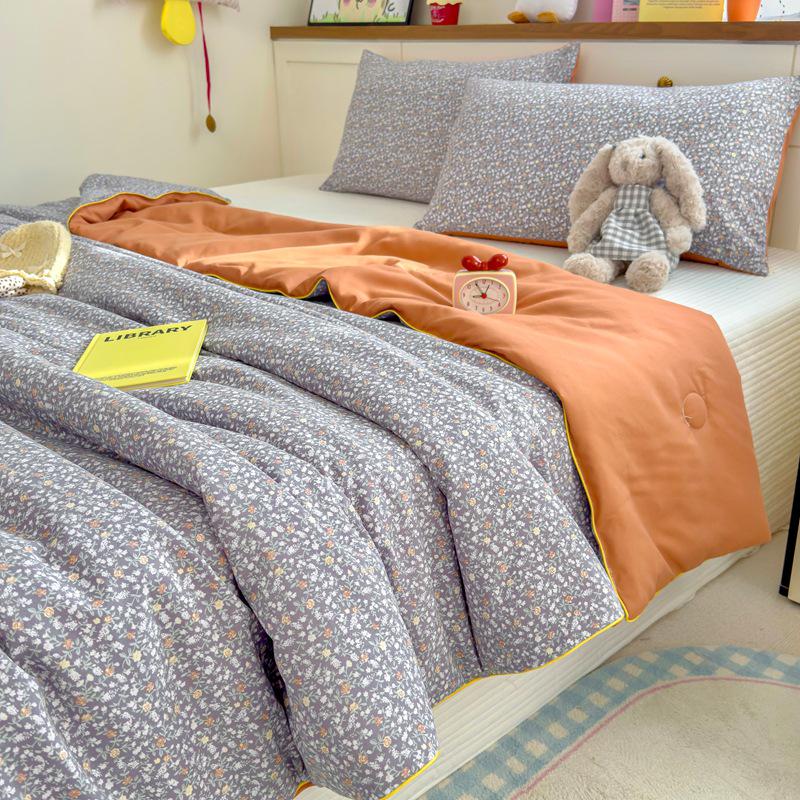 Class A Soy Fiber Double-Layer Summer Quilt with Cartoon Print - Air Conditioning Comfort Quilt, Thin & Lightweight