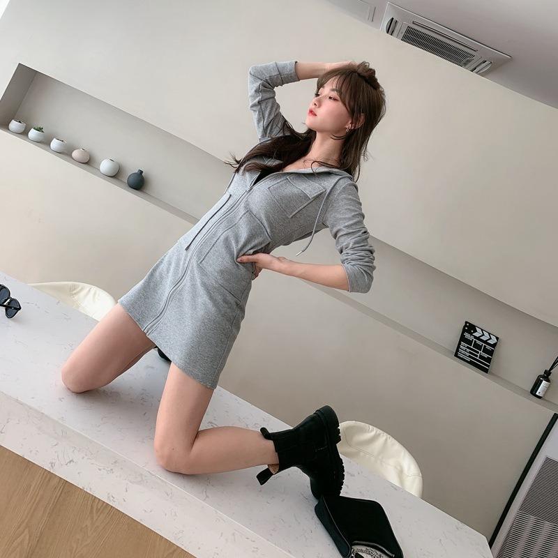 Vestito Primaverile e Autunnale da Donna Stile Coreano Casual e alla Moda Maglione con Cappuccio e Zip a Manica Lunga Gonna Corta