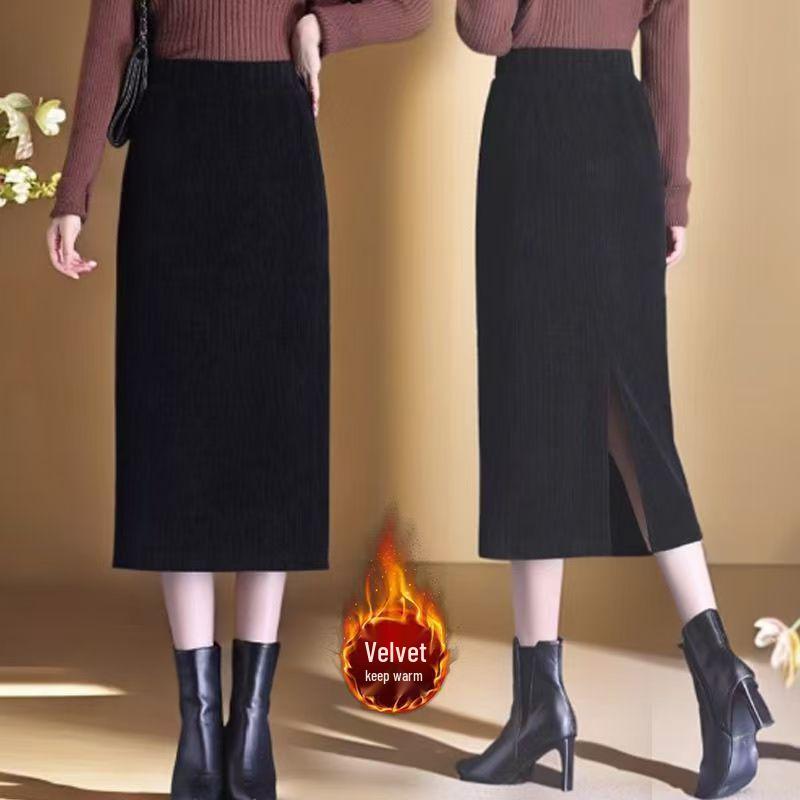 High-Waist Black Corduroy Midi Skirt: Thickened for Autumn/Winter with Slimming Slit