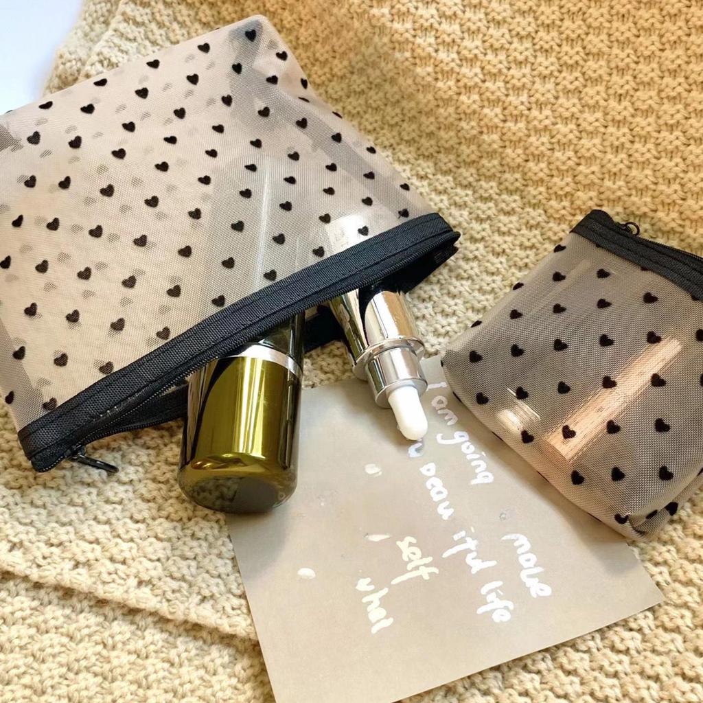 Portable Multifunctional Mesh Cosmetic Bag with Large Capacity and Breathable Design