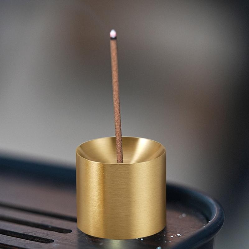 Support d'encens multi-usages en laiton pour la pleine conscience et la prière Élégant brûleur à cônes d'encens en métal et cendrier