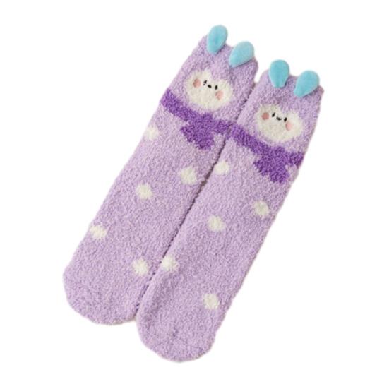 1 pár spacích ponožek kreslený zvířecí design zesílený korálový samet teplé zimní ponožky střední délky protiskluzové vnitřní zimní ponožky