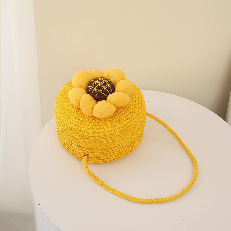 Round Straw Bag Women Woven Crossbody Beach Bag for Ladies Cute Rattan Handmade Knitted Shoulder Bag