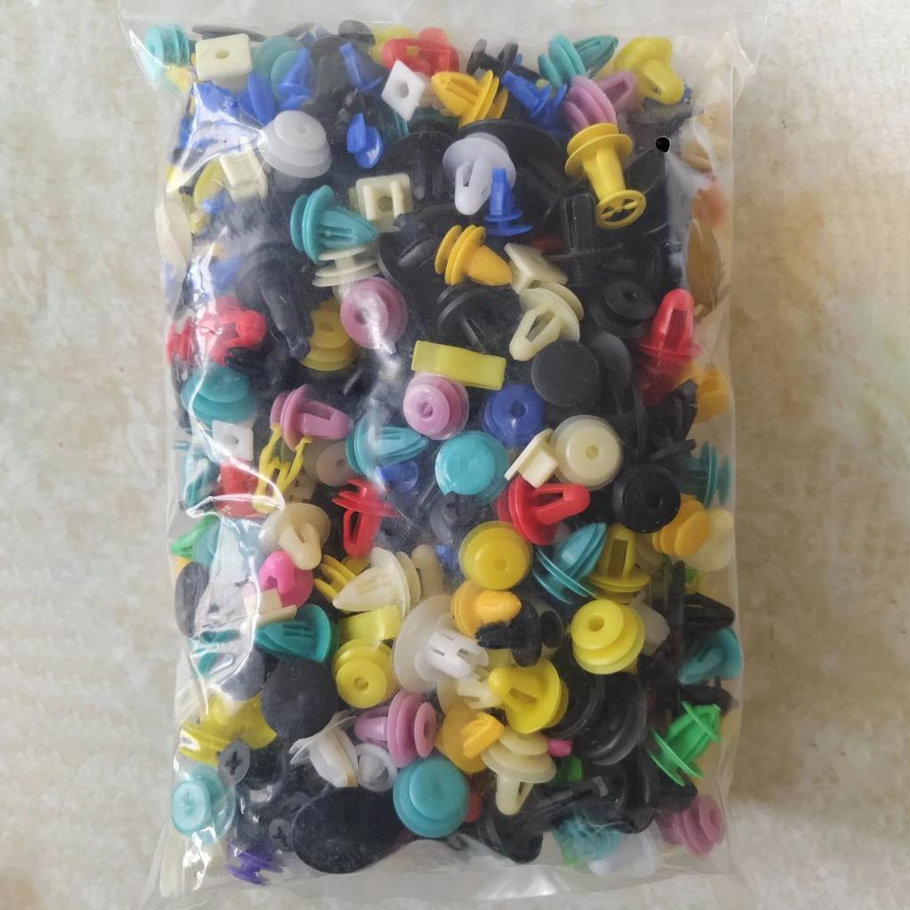 200/300 PCS Car Clips Fastener Screws Bumper Interior Decoration Auto Nylon Random Mixing Universal Accessories