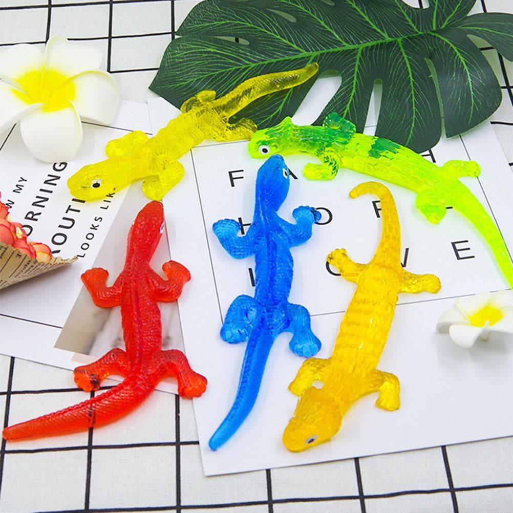 4pcs Toy Stretchy Sticky Props Stretchable Lizard Props Squishy Party Favors Random