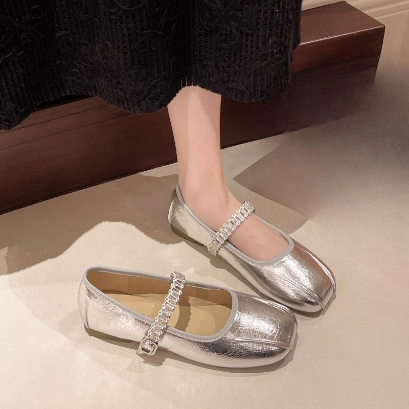 

Новые стили туфель-лодочек, балеток и женской обуви 40 серебряный