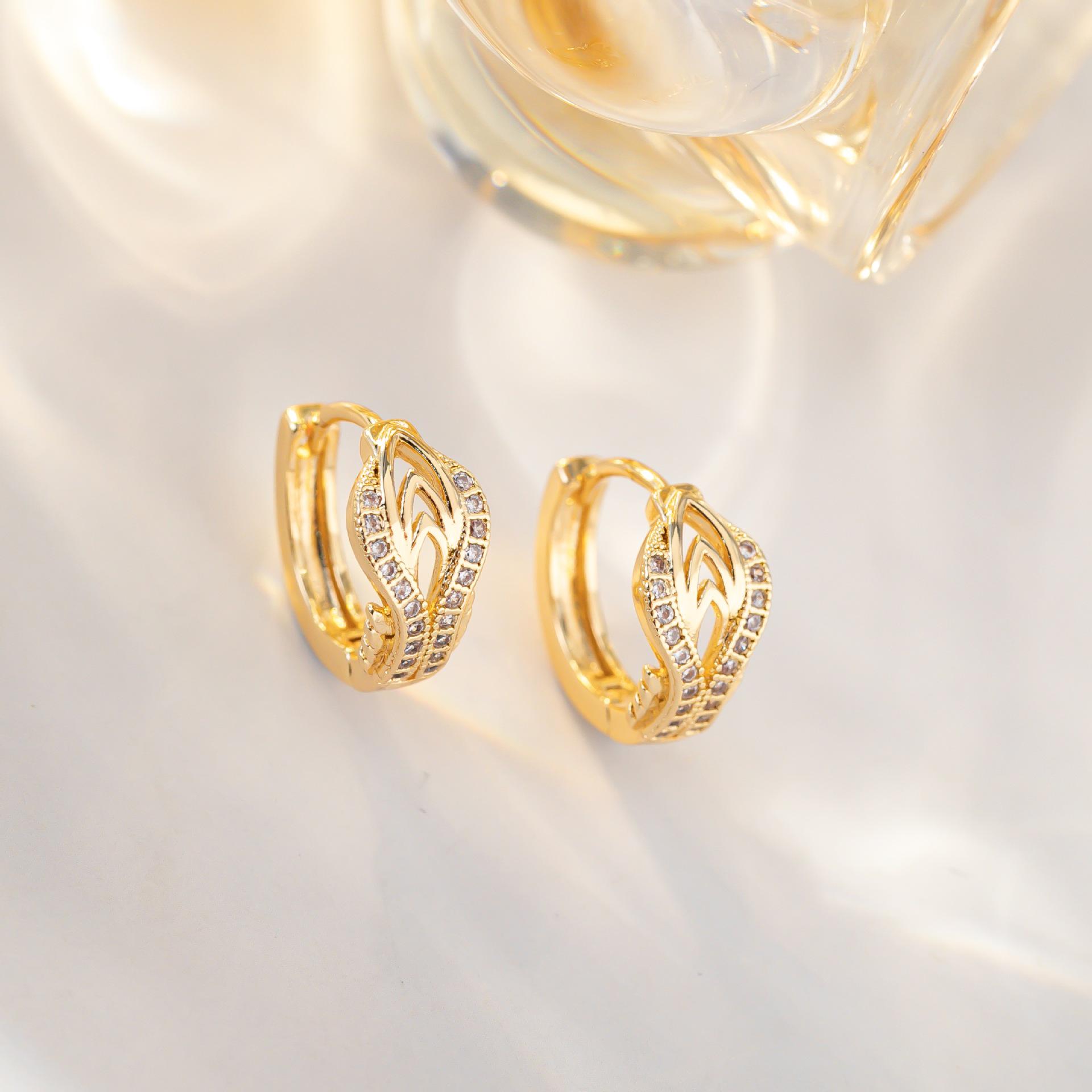 Snake-shaped Zirconia Hoop Earrings for Women — European & American Style