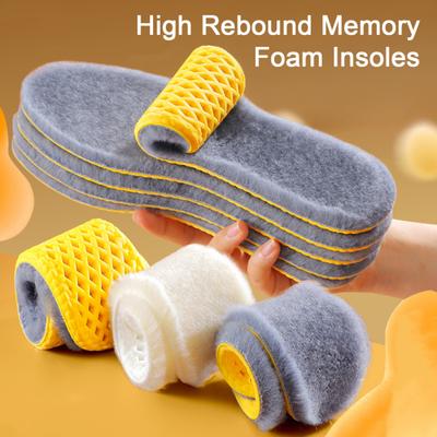 1 Pair Winter Shoe Insoles Moisture Absorbing Breathable Cushioned Memory Foam Insoles High Rebound Anti-Fatigue Thermal Insoles for Cold Weather