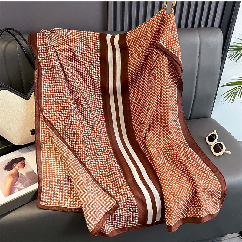 New Spring Women Cotton Scarf Beach Hijab Shawls and Wraps  Luxury Brand Flower Female Foulard Echarpe Designer Bandana