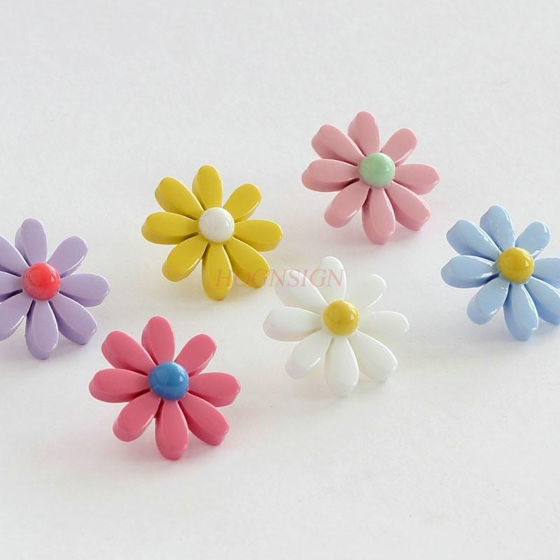 

6pcs Cartoon push pin, three-dimensional chrysanthemum decoration, big head nail, cork felt board, press nail China Mainland