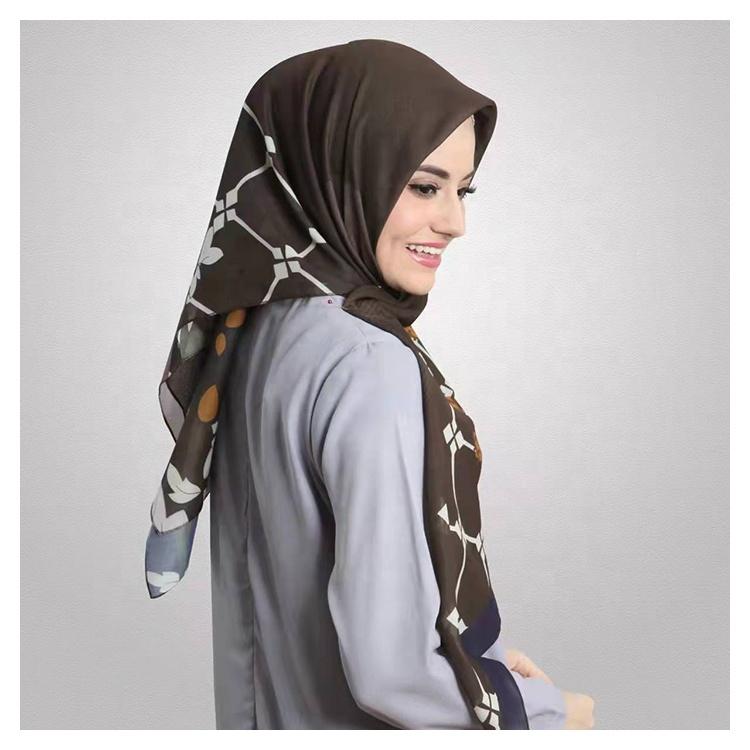 Indonesian Kerudung Dubai Middle East Most Beautiful Malaysia Material Scarf Latest Design Muslim Shawl Cotton Voile Hijab
