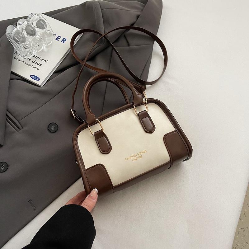 

Премиум-смысловая портативная сумка-подушка для женщин 2025 года, новая модная ретро-сумка через плечо из мягкой кожи, сумка-мессенджер для боулинга