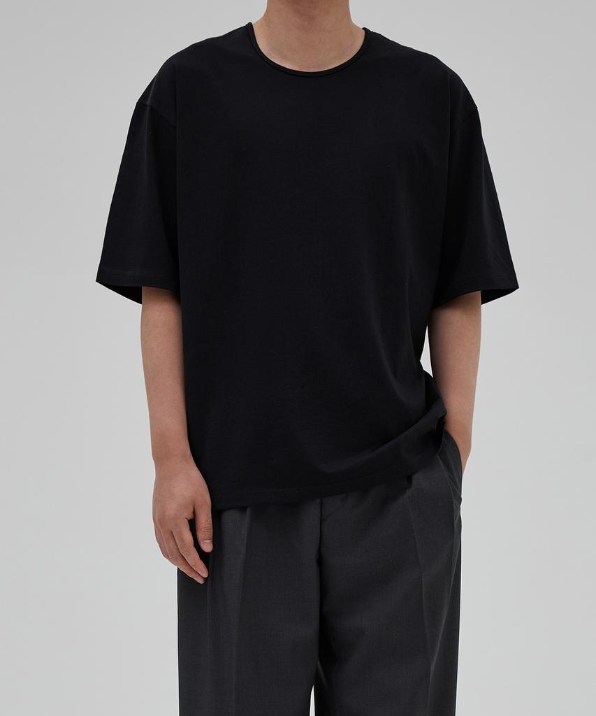 OX STUDIOS Semi-U-Neck T-Shirt (Black)