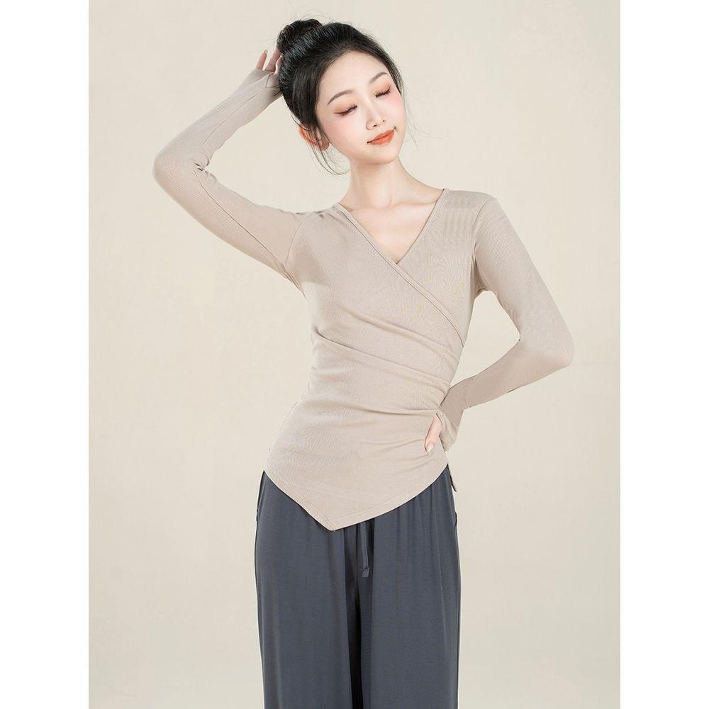 Women's Long-Sleeved Modern Dance Costume - Classical Chinese Dancewear for Practice & Performance