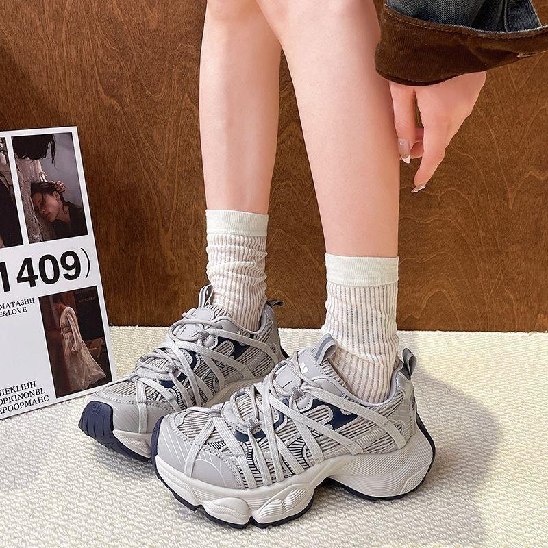 Spring new sports and leisure shoes sports shoes breathable women's laces spring low help high small