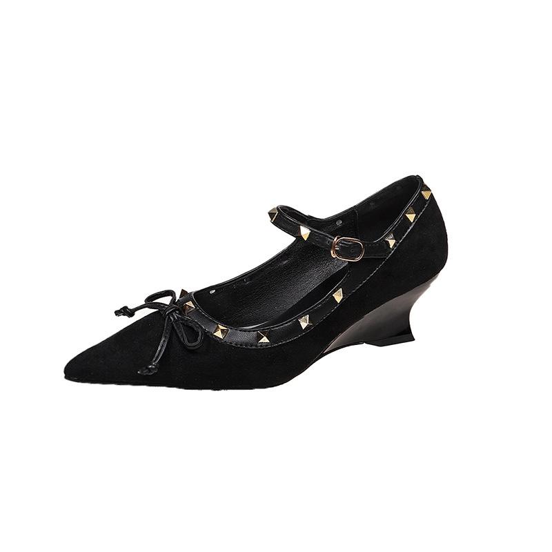 

Fashion Designer Women s Shoes Fashion Bow High Heels Single Shoe Retro Rivet High Heels Banquet Party Shoes for Women Pointed Toe Pumps 35 чёрный