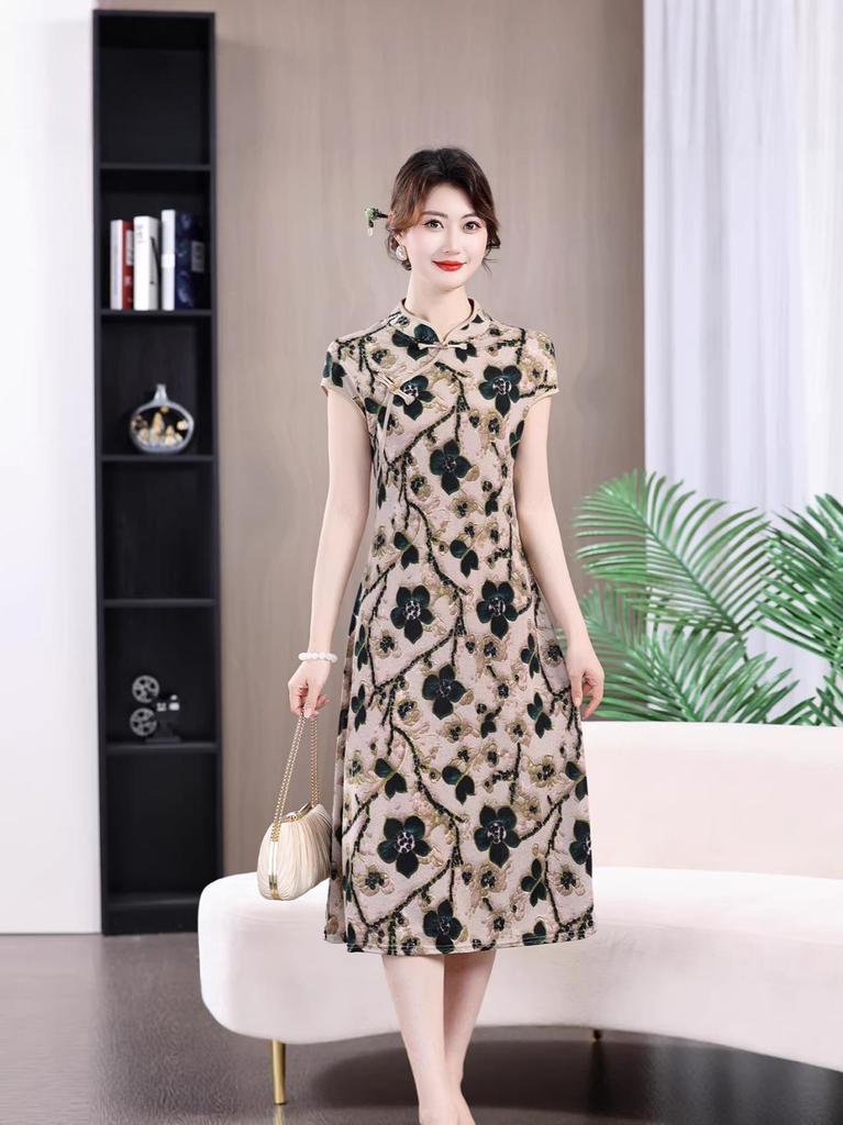 Plus-Size Korean-Style Loose-Fit Short-Sleeve Printed Midi Dress for Middle-Aged Women