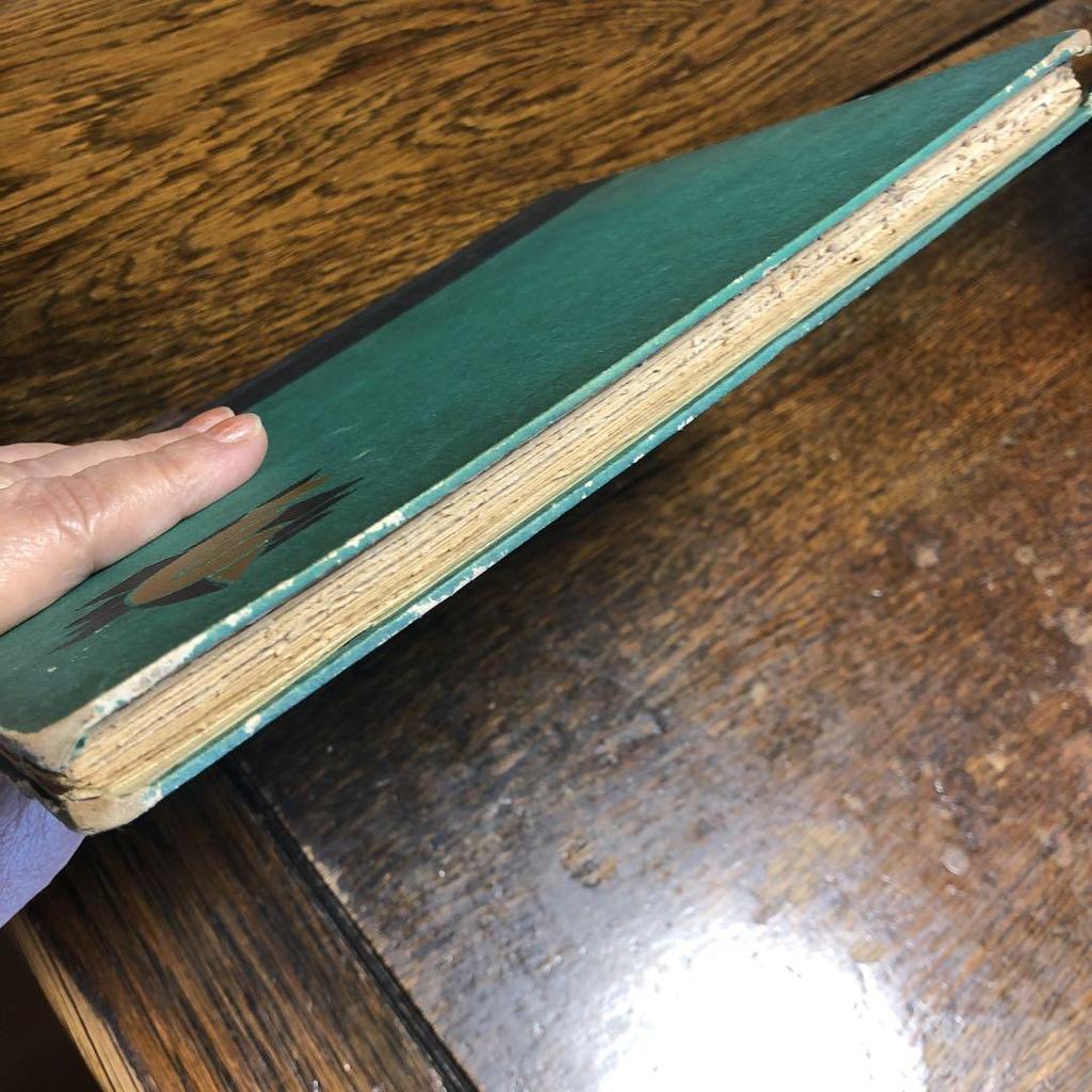 [USED] The Harlot's House by Wilde Vassos