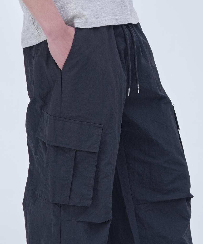 Peulojegteusseuli Solid String Nylon Pants [Black]_Cg2302